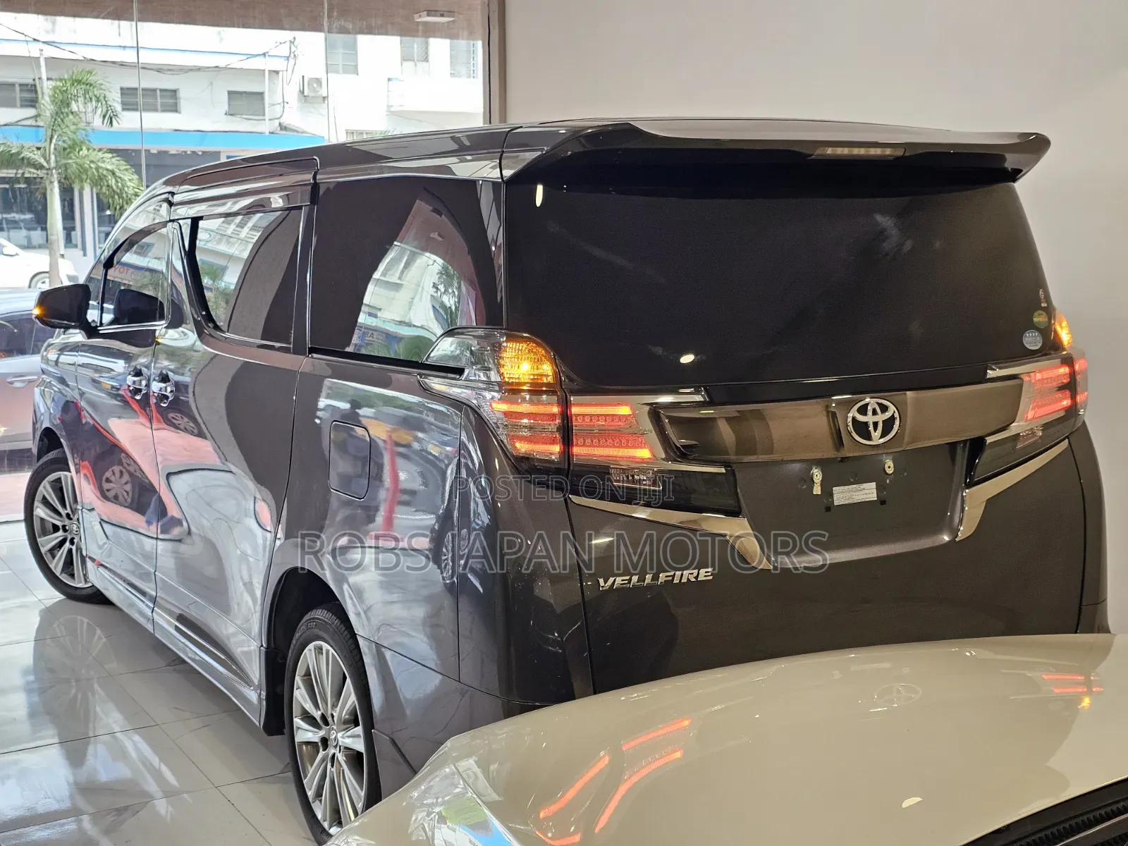Toyota Vellfire 2.5 Z G Edition 2018 Gray