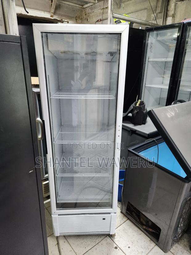 Clear and Very Clear Display Fridge - thumbnail 2