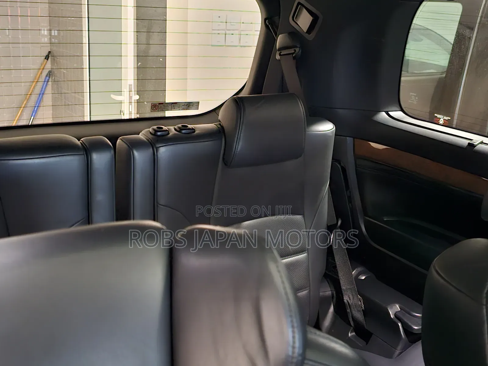 Toyota Vellfire Executive Lounge 3.5 V6 FWD 7-Seater 2018 Pearl