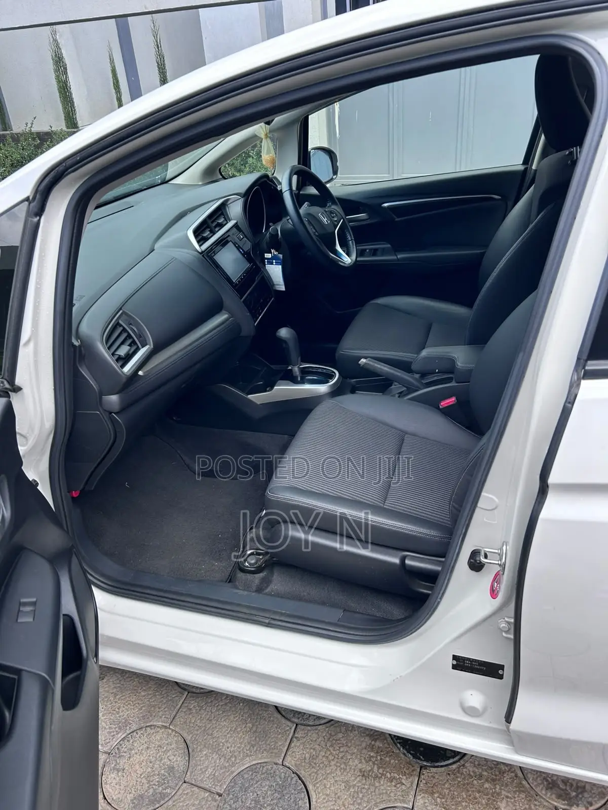 Honda Fit 2018 Pearl