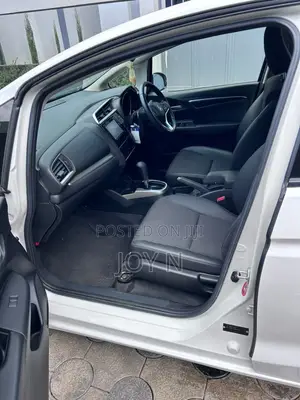 Honda Fit 2018 Pearl
