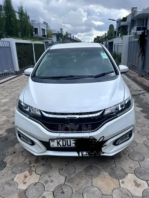 Honda Fit 2018 Pearl