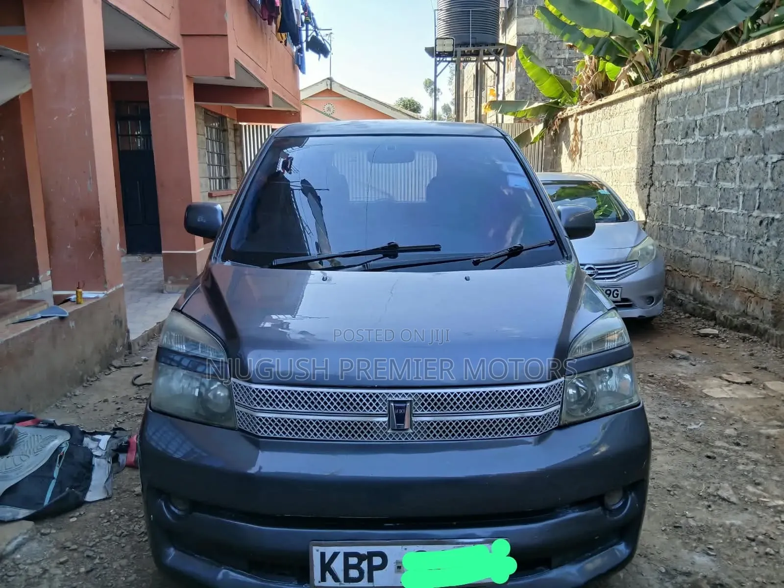 Toyota Voxy 2005 Gray