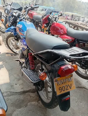 TVS HLX Plus ES 2021 Red