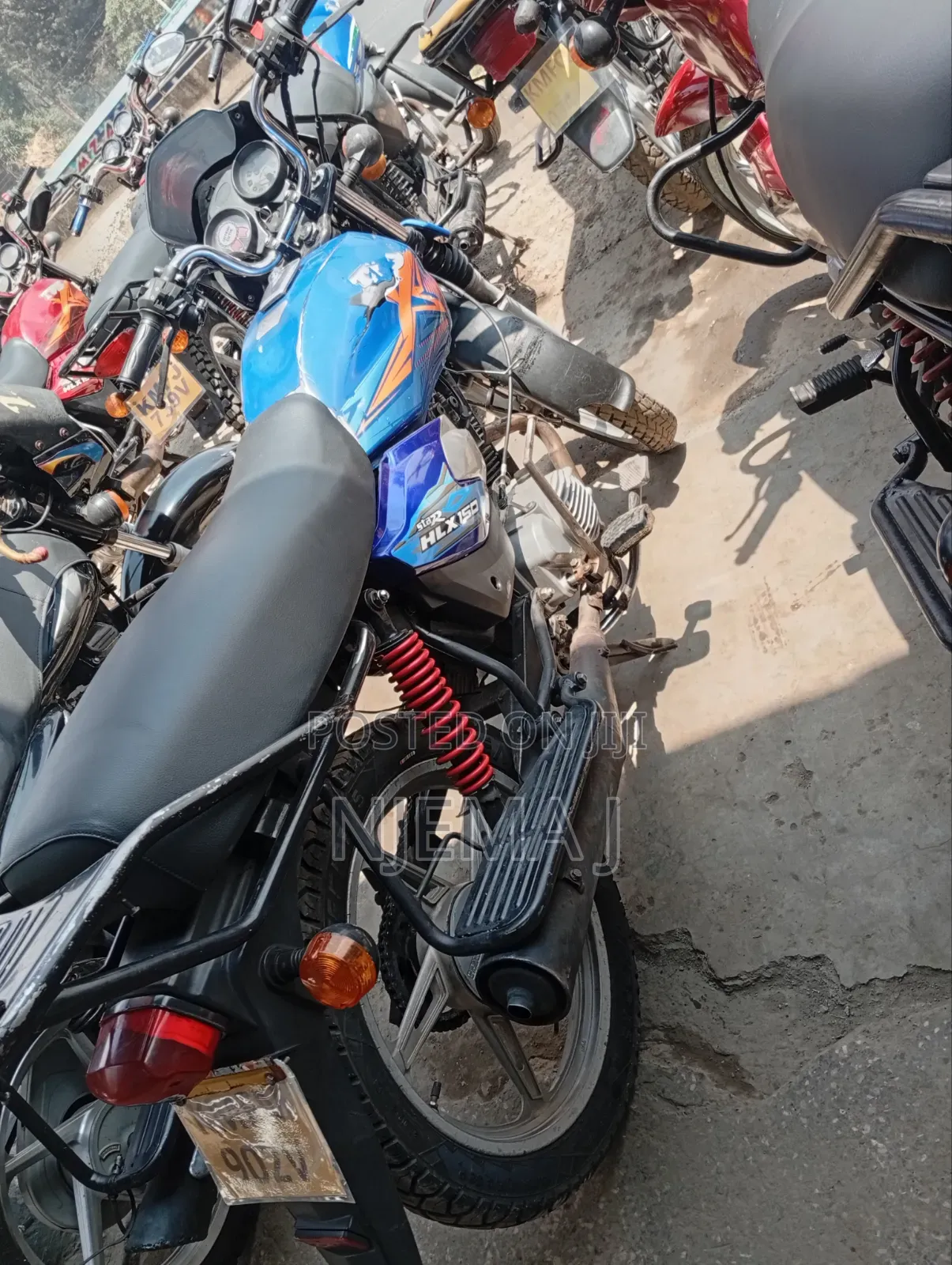 TVS HLX Plus ES 2021 Red