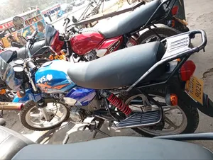 TVS HLX Plus ES 2021 Red