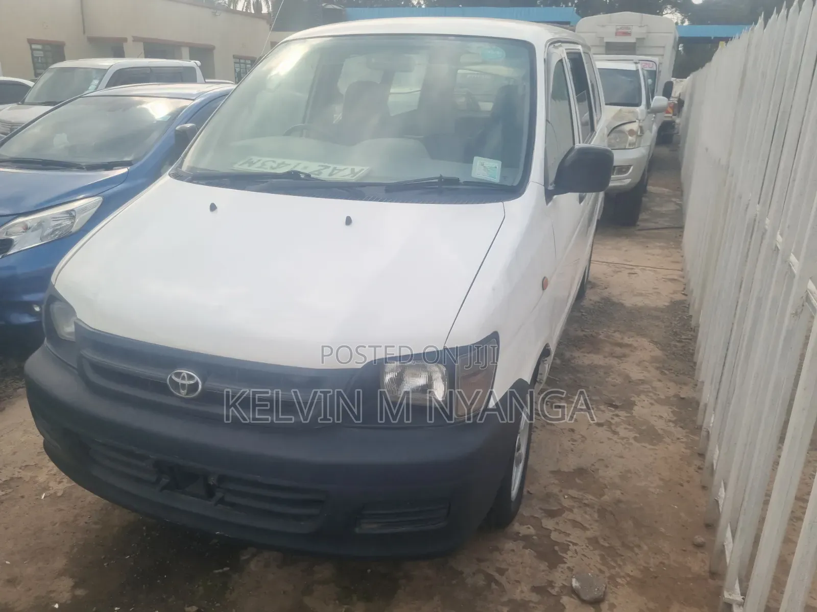 Toyota TownAce 2004 White