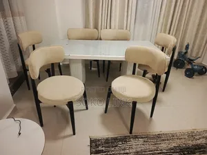 Six Seater Dinning Set