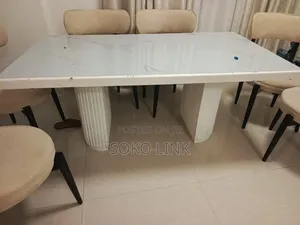 Six Seater Dinning Set