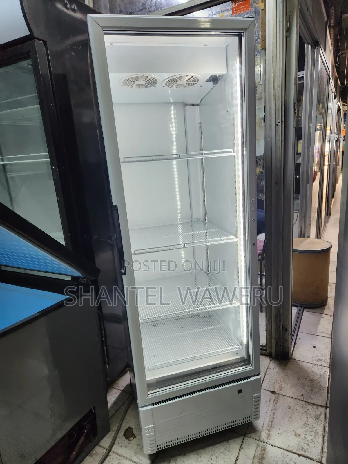 Well Maintained Exuk Display Chiller