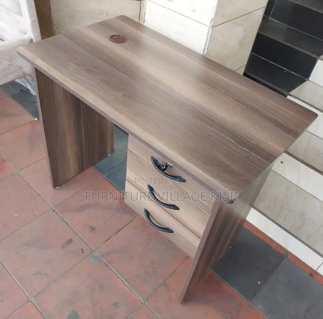 Office Furniture; 0.9M 3- Drawer Studing Desk.