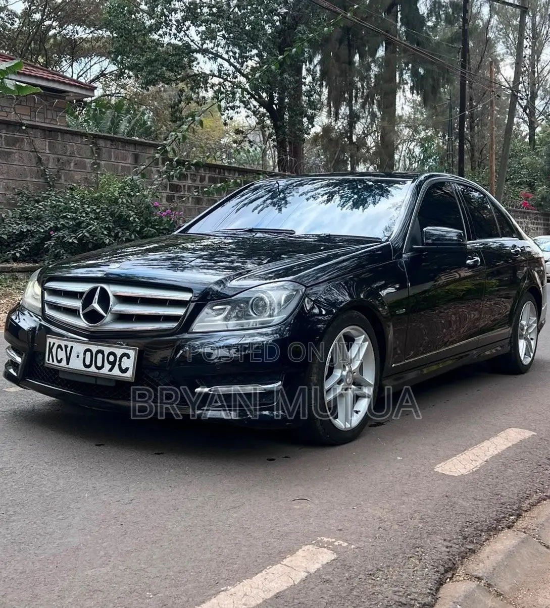 Mercedes-Benz C200 2013 Black