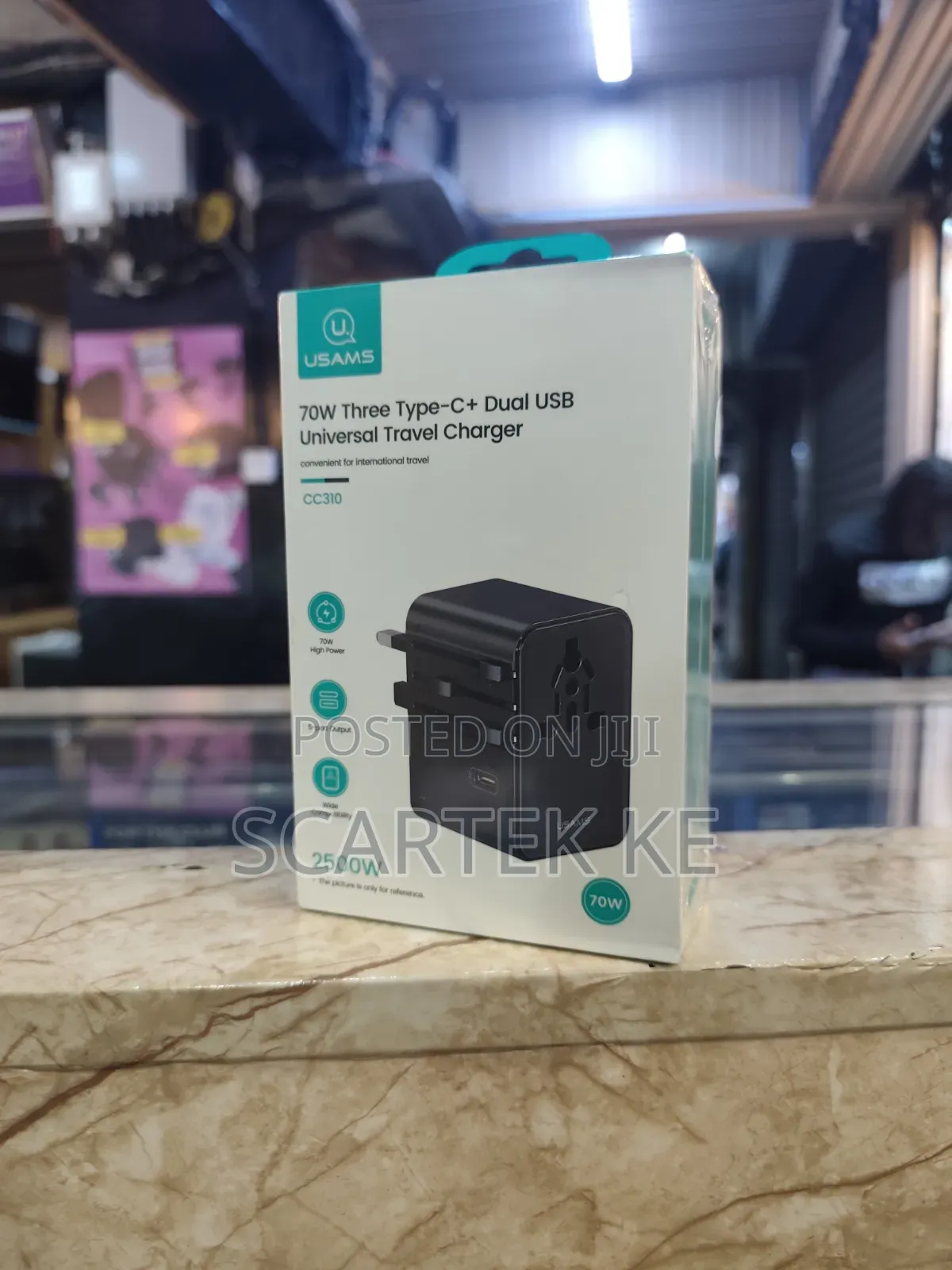 Usams 70W Three USB-C + Dual USB Universal Travel Charger