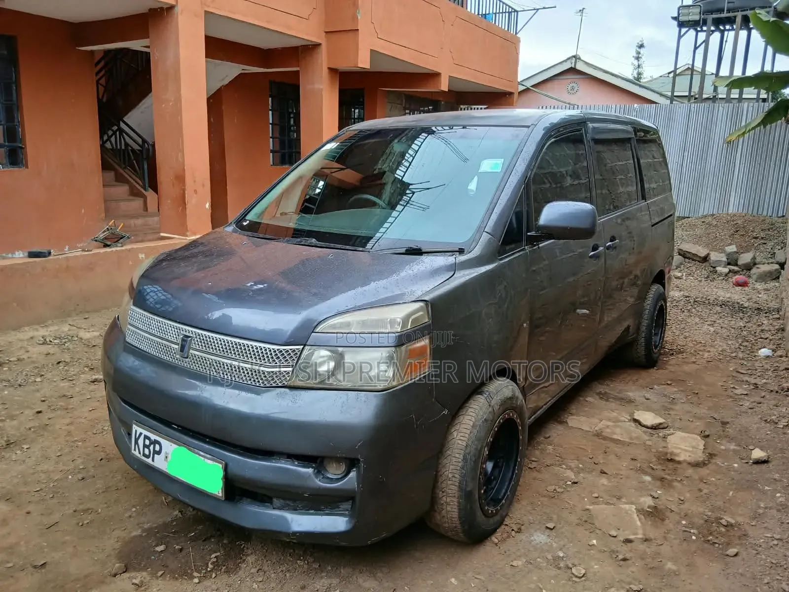 Toyota Voxy 2005 Gray