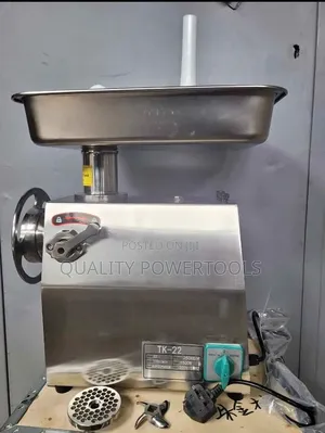 M 22 Meat Mincer With Reverse