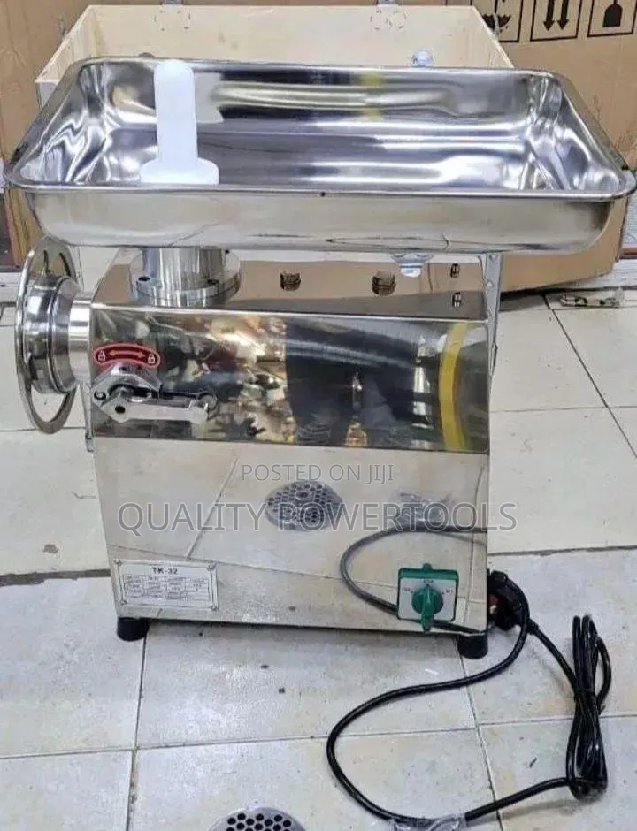 M 22 Meat Mincer With Reverse