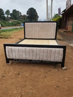 Dark Wooden Frame 5x6 Bed