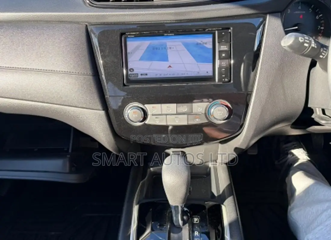 Nissan X-Trail 2019 Silver