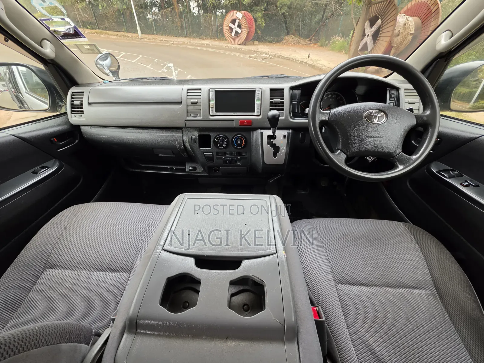 Toyota HiAce 2008 Silver