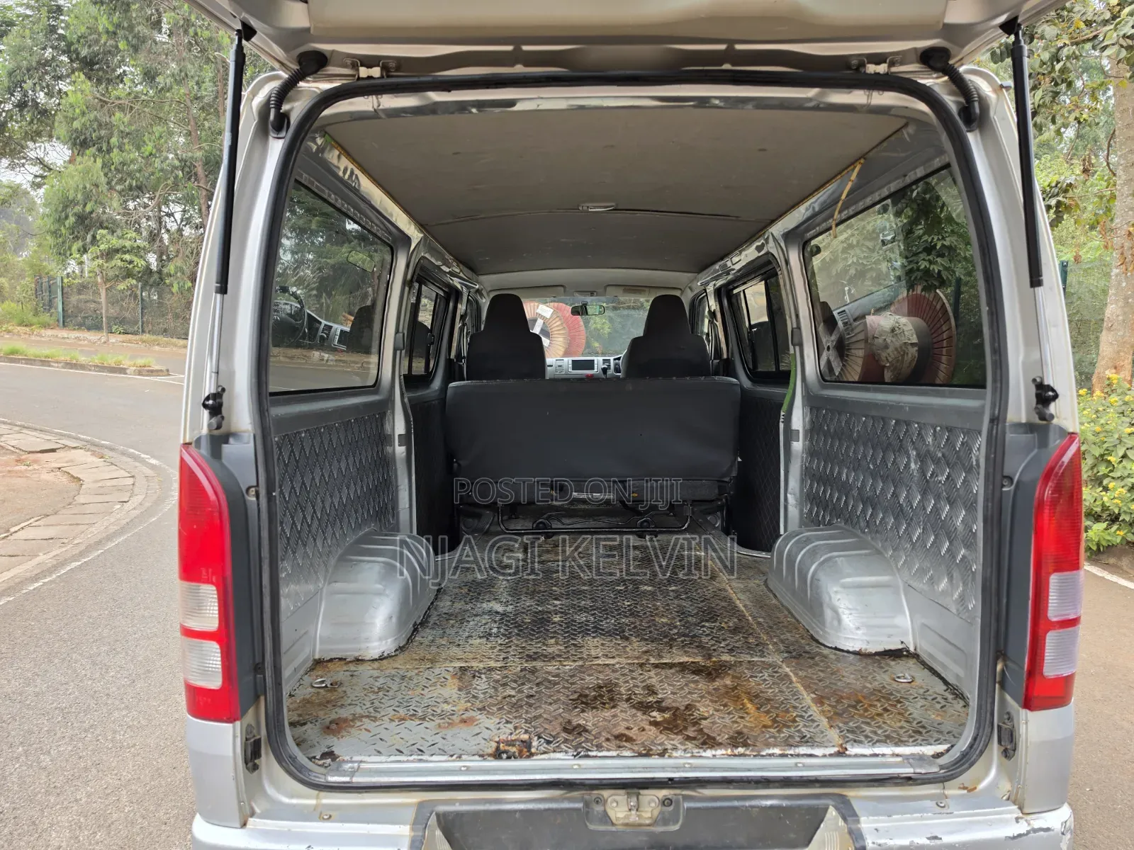 Toyota HiAce 2008 Silver