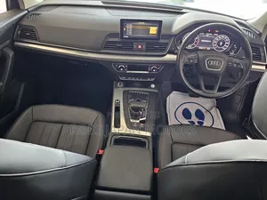 Audi Q5 2.0T Tech Premium AWD quattro 2018 Gray