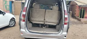 Toyota Noah 2004 Silver
