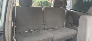 Toyota Noah 2004 Silver
