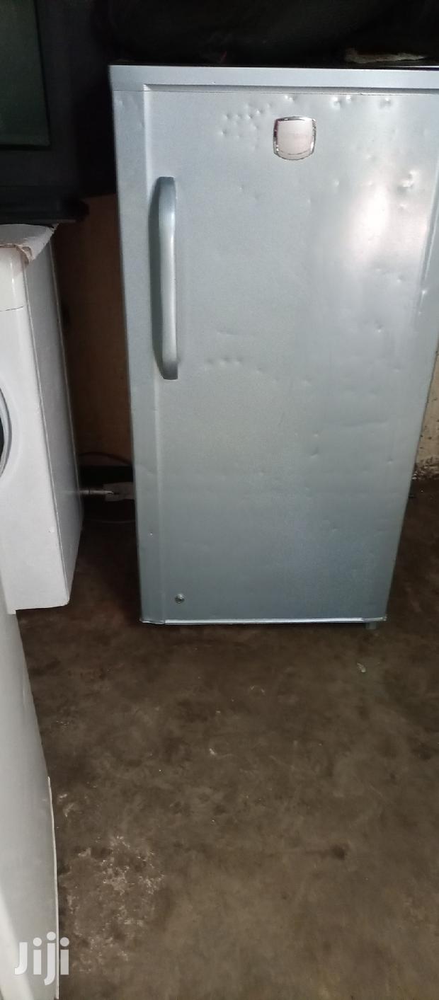 Single Door Fridge - thumbnail 2