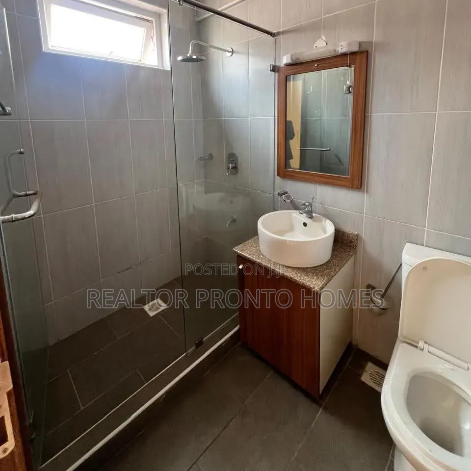 3bdrm Apartment in Kilimani, Hurlingham for rent