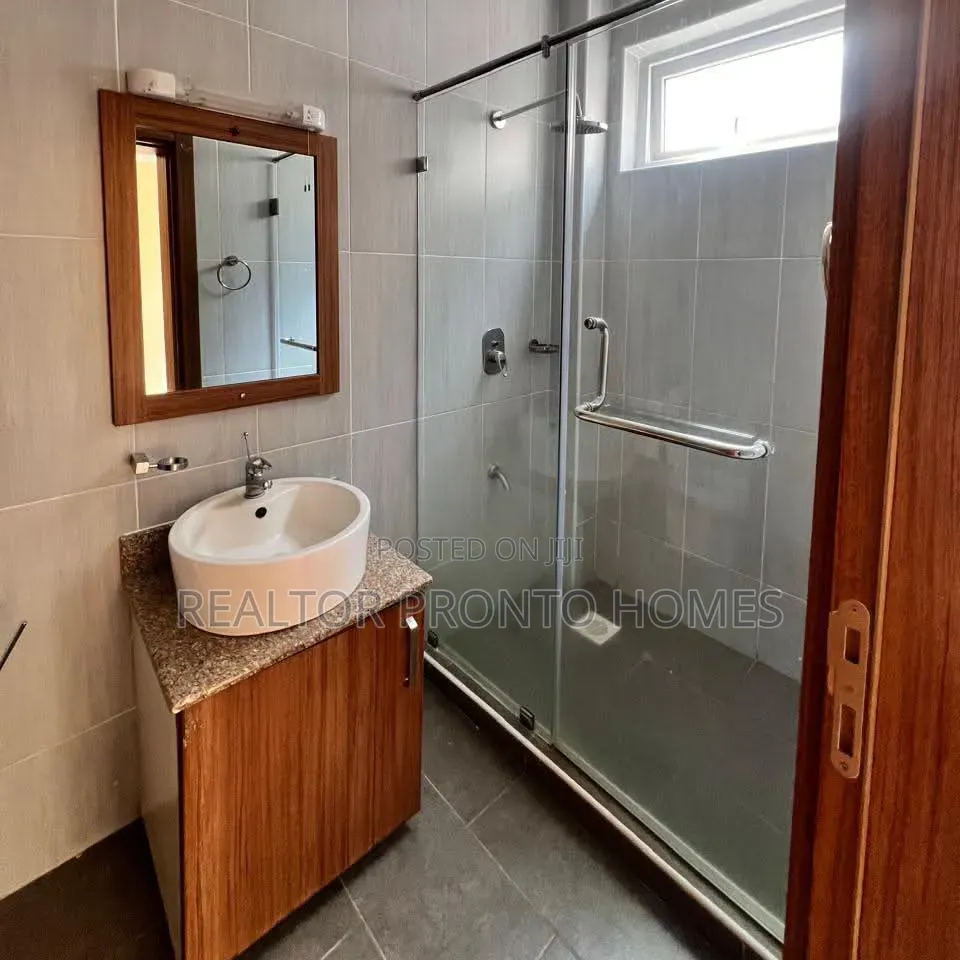 3bdrm Apartment in Kilimani, Hurlingham for rent