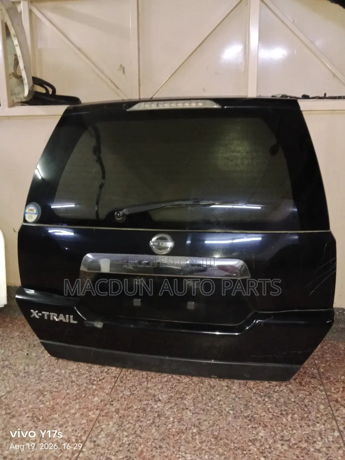Nissan Xtrail Nt31 Tailgate / Boot