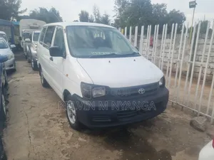 Toyota TownAce 2003 White
