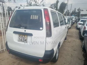 Toyota TownAce 2003 White