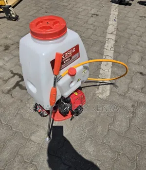 Powerful Agricultural Sprayer – Ideal for Farms & Commercial Use