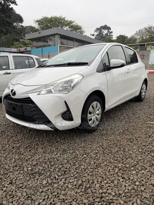 Toyota Vitz 1.0 FWD 5dr 2019 White