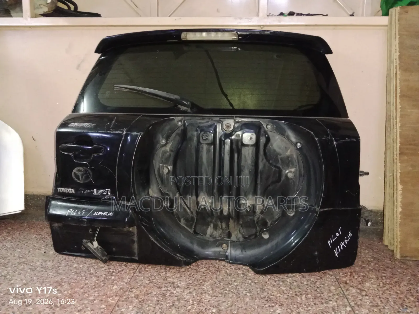 Rav 4 Tailgate Boot