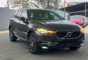 Volvo XC60 T5 Inscription AWD 2019 Green