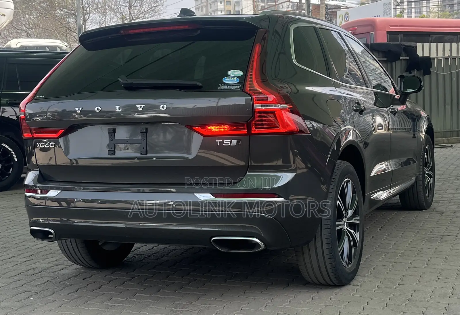 Volvo XC60 T5 Inscription AWD 2019 Green