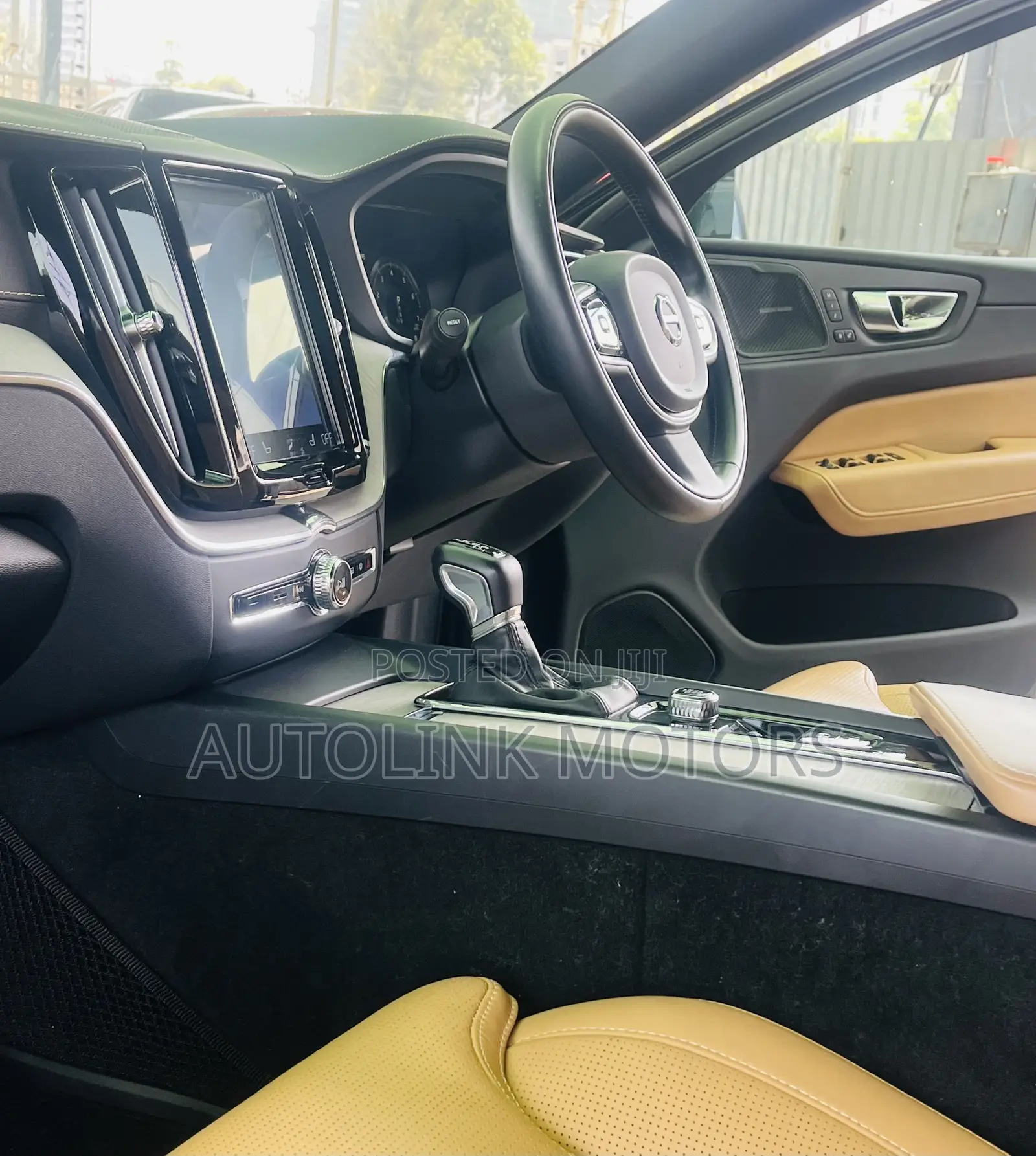 Volvo XC60 T5 Inscription AWD 2019 Green