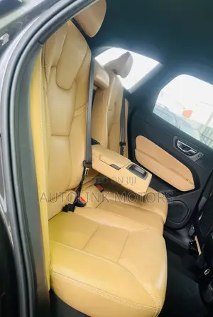 Volvo XC60 T5 Inscription AWD 2019 Green