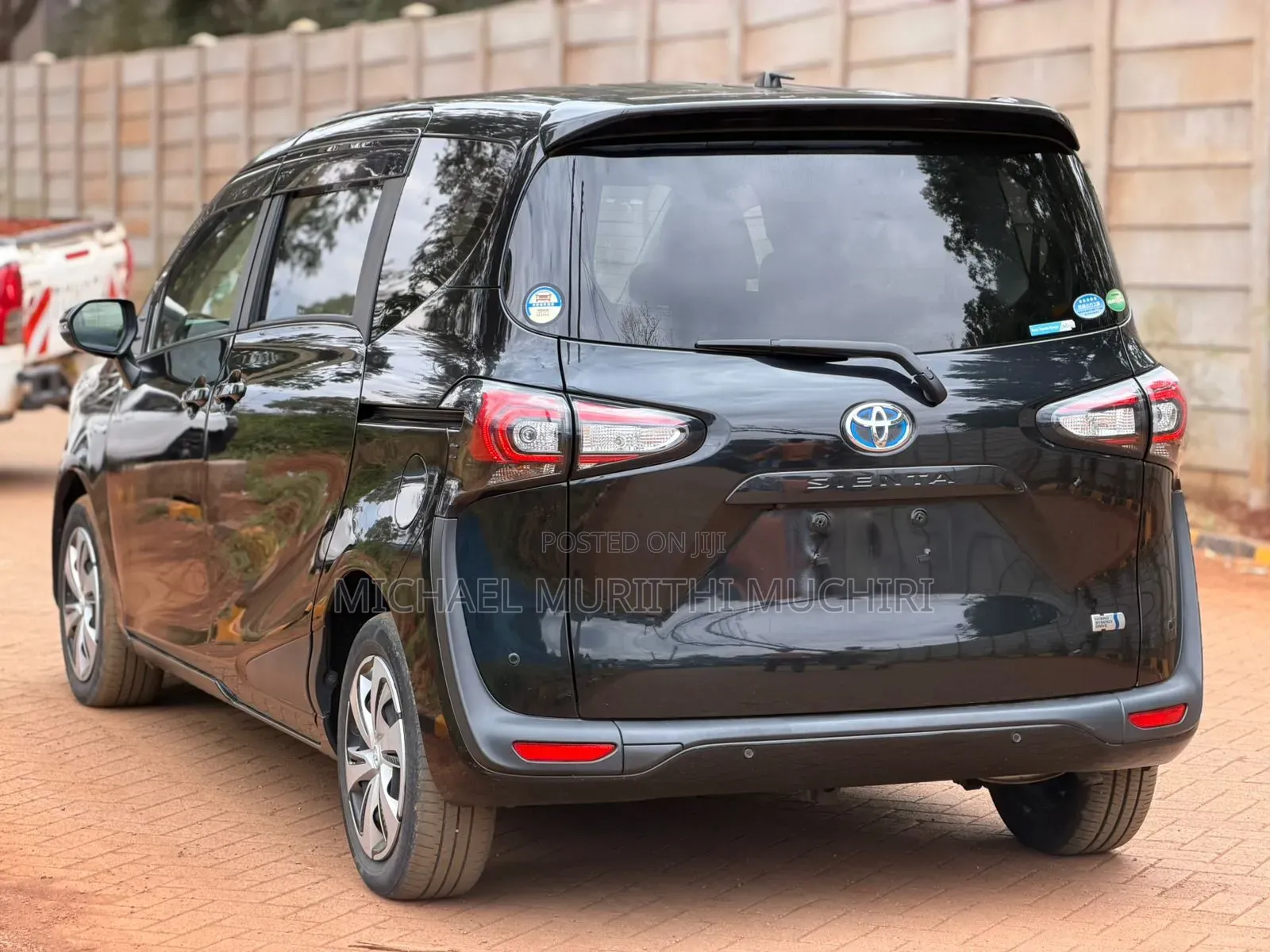 Toyota Sienta 2021 Black