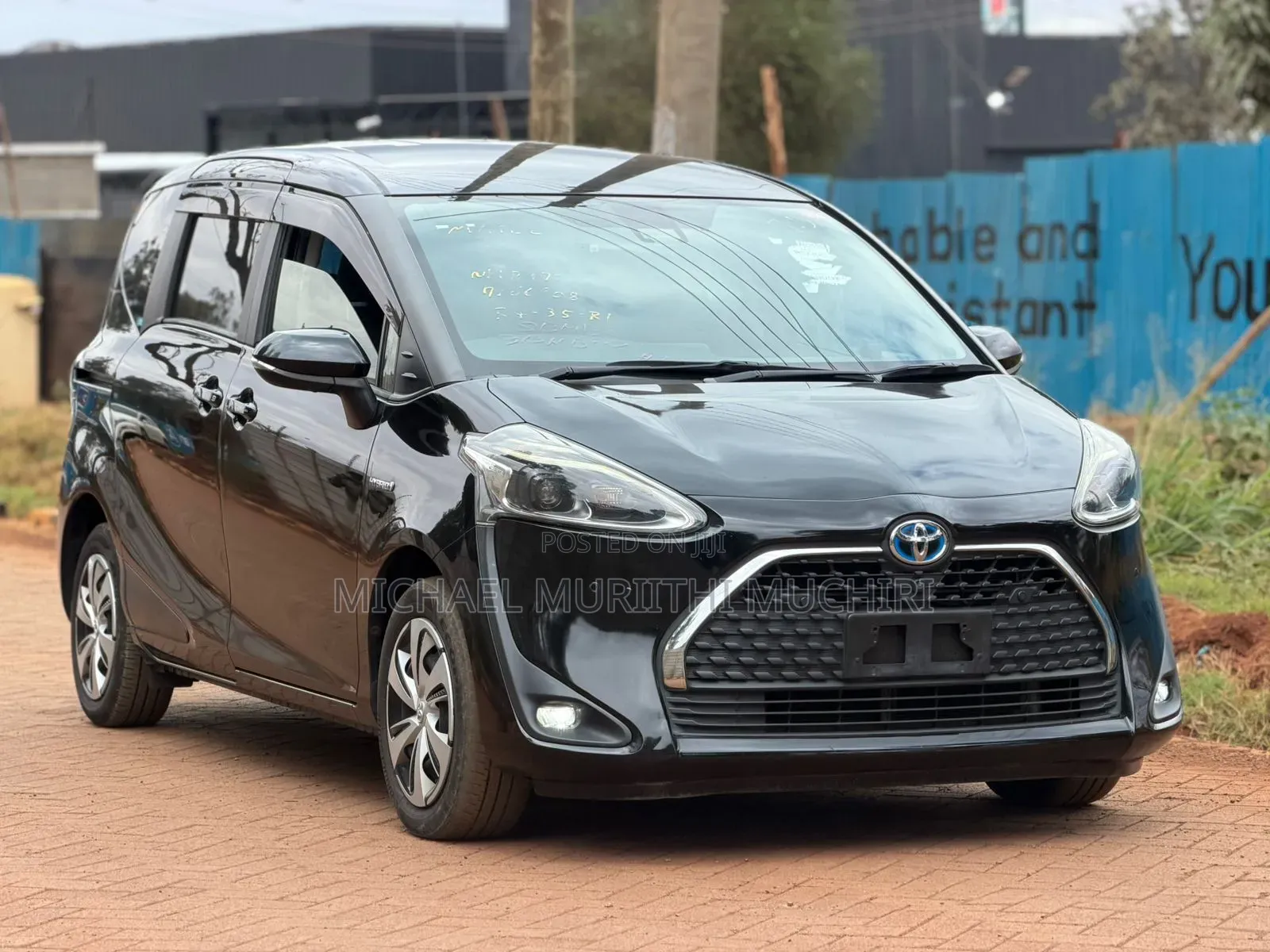 Toyota Sienta 2021 Black