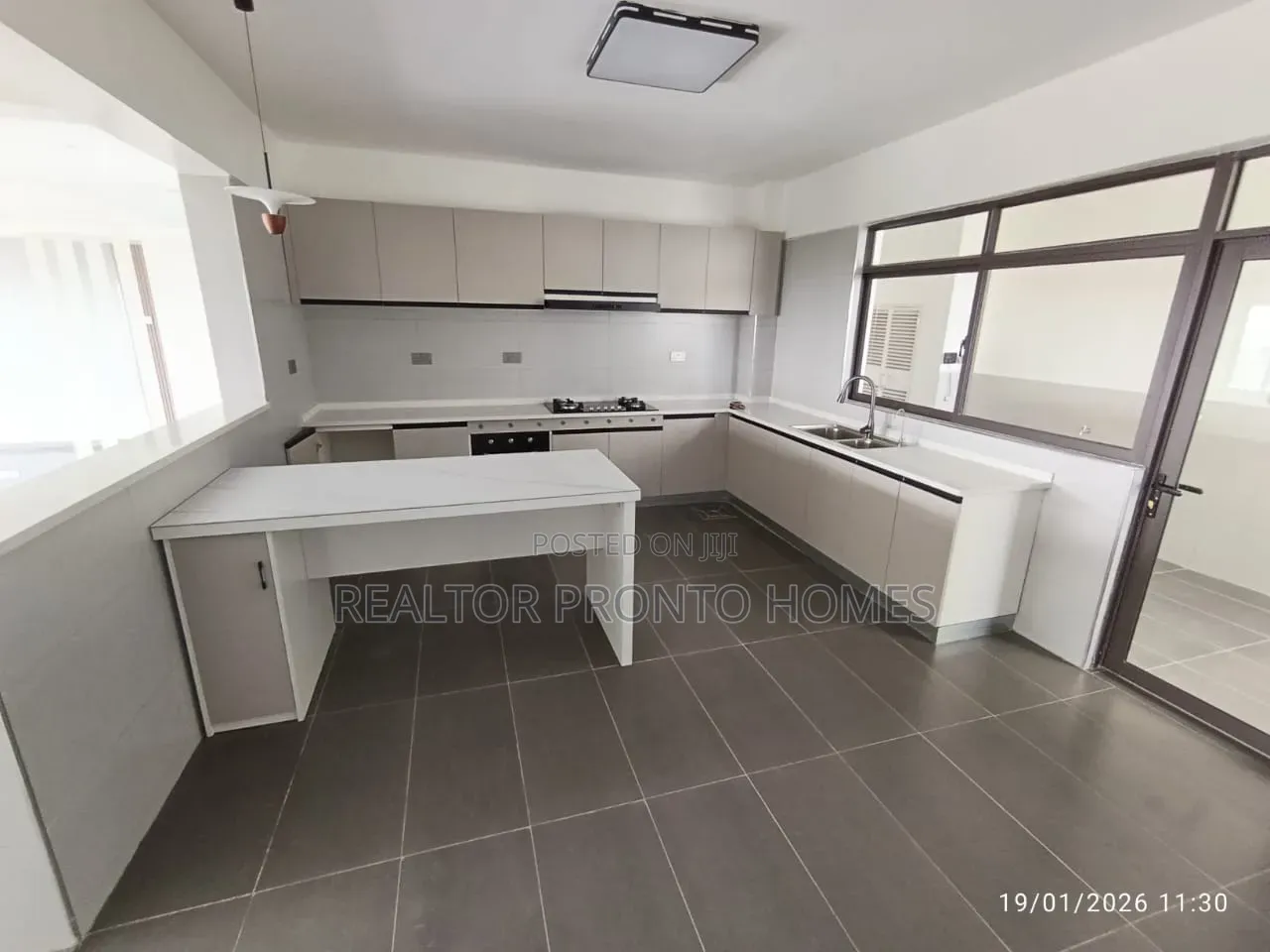 4bdrm Apartment in Kileleshwa for rent