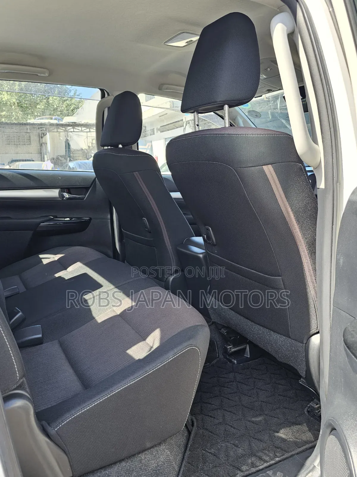 Toyota Hilux 2019 Off white