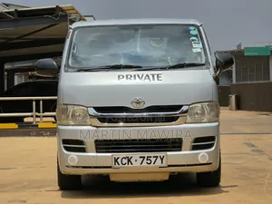 Toyota HiAce 2008 Silver