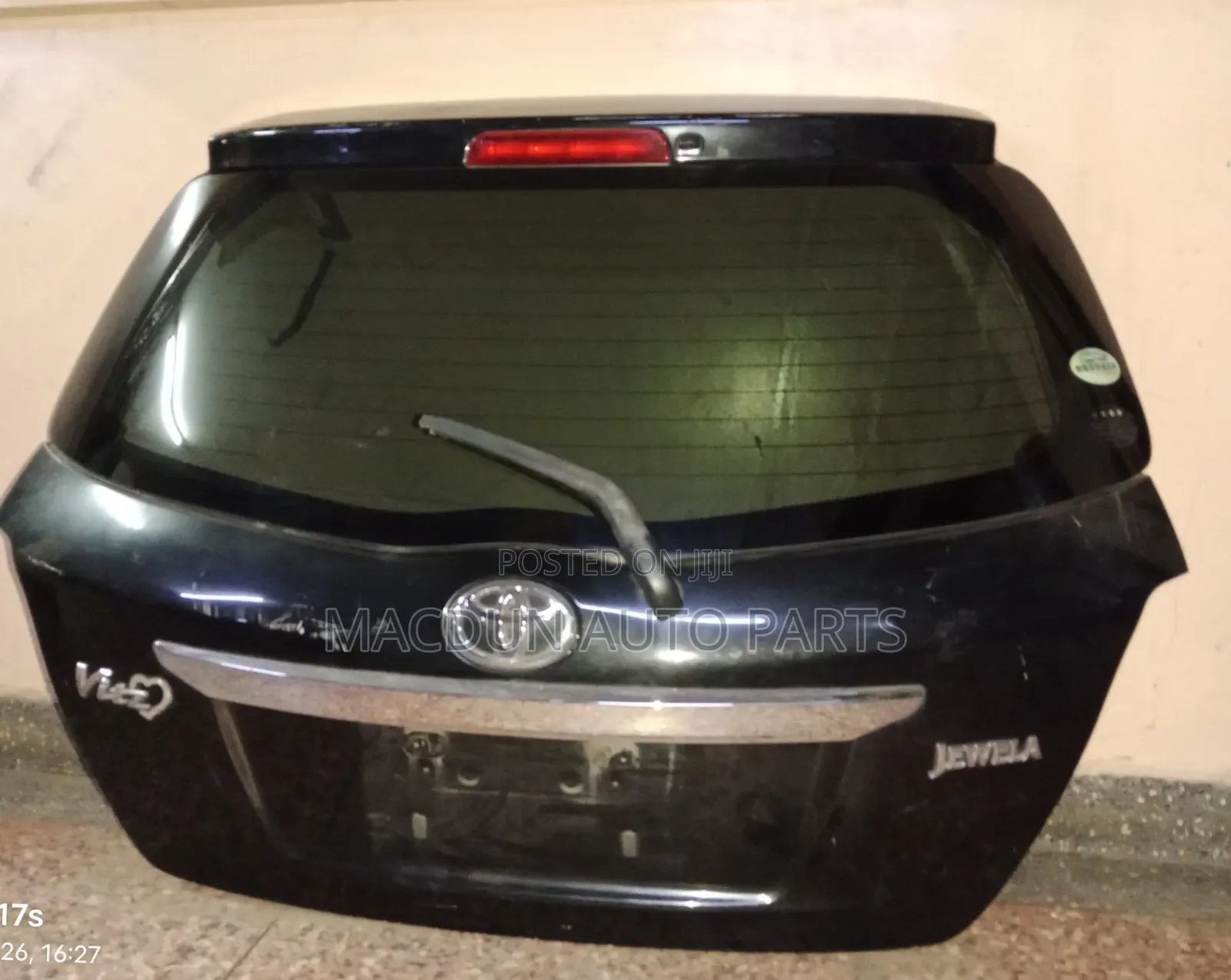 Toyota Vitz Jewella Boot / Tailgate