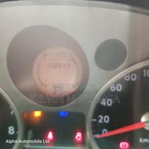 Toyota Vitz 1.0 FWD 5dr 2013 Silver
