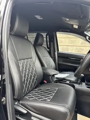 Toyota Hilux 2019 Black
