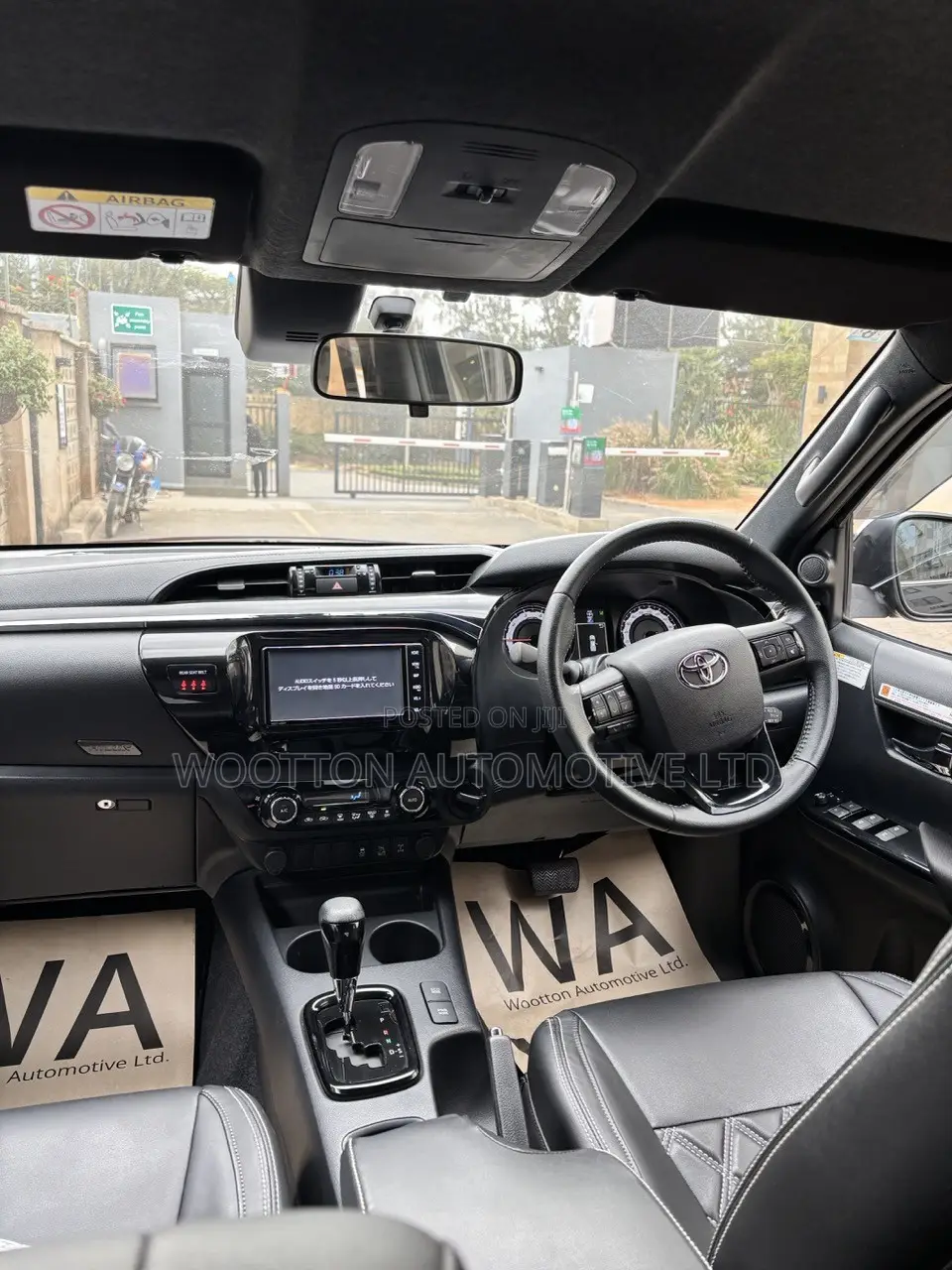 Toyota Hilux 2019 Black