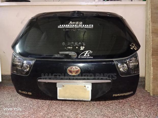 Toyota Harrier 240 Boot Tailgate Without Spoiler